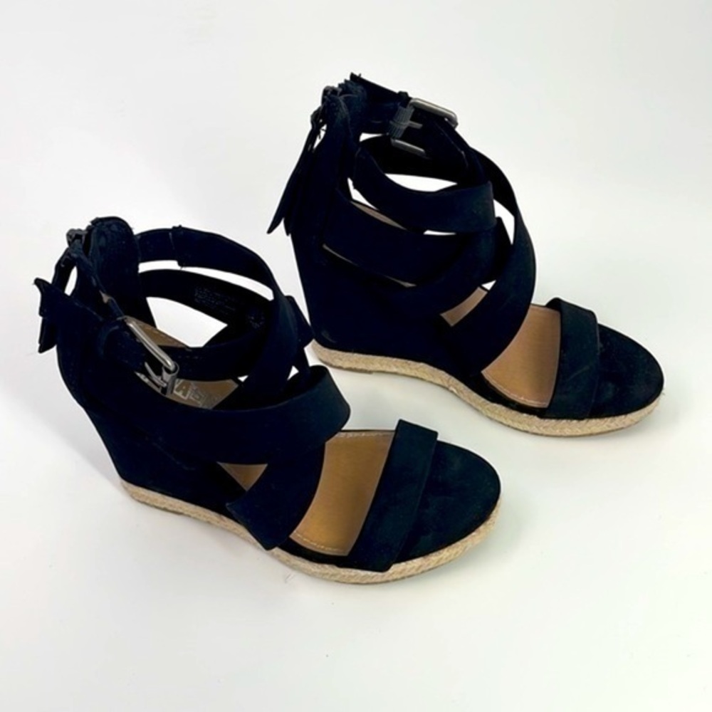 UEC Brash faux suede espadrille platform shoes size 5